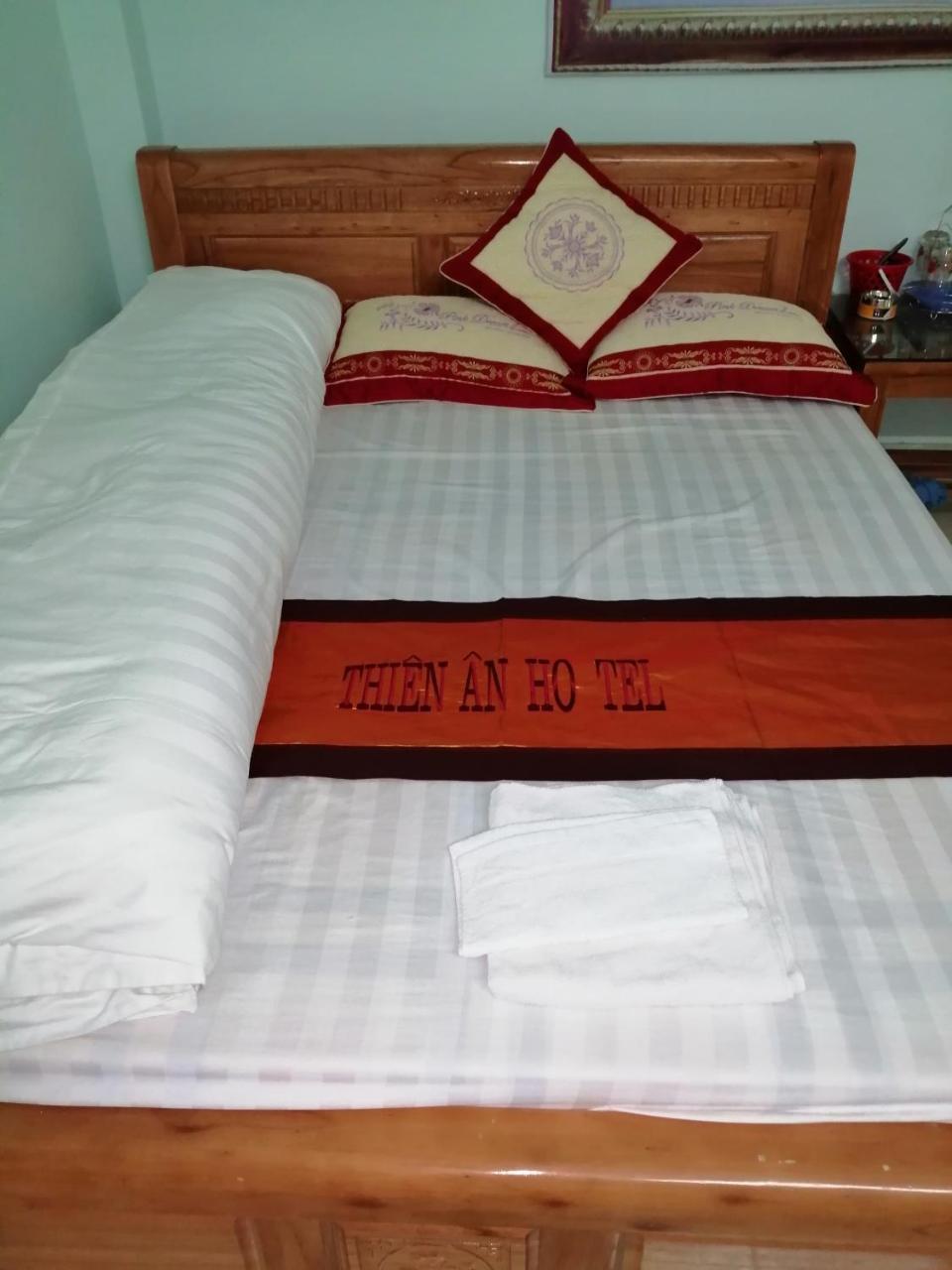 Yen Minh Hotel Thien An Na Thon Buitenkant foto