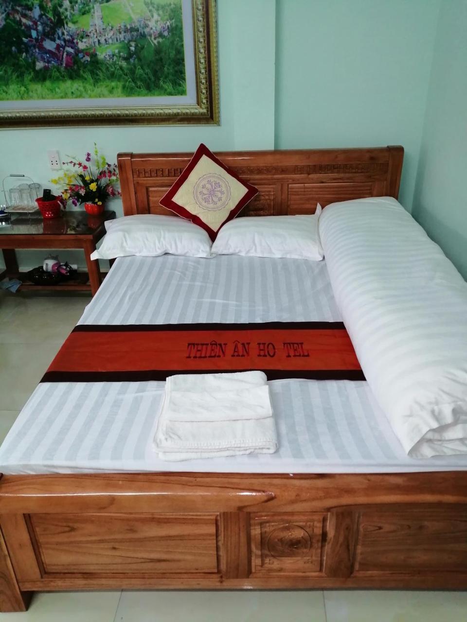 Yen Minh Hotel Thien An Na Thon Buitenkant foto